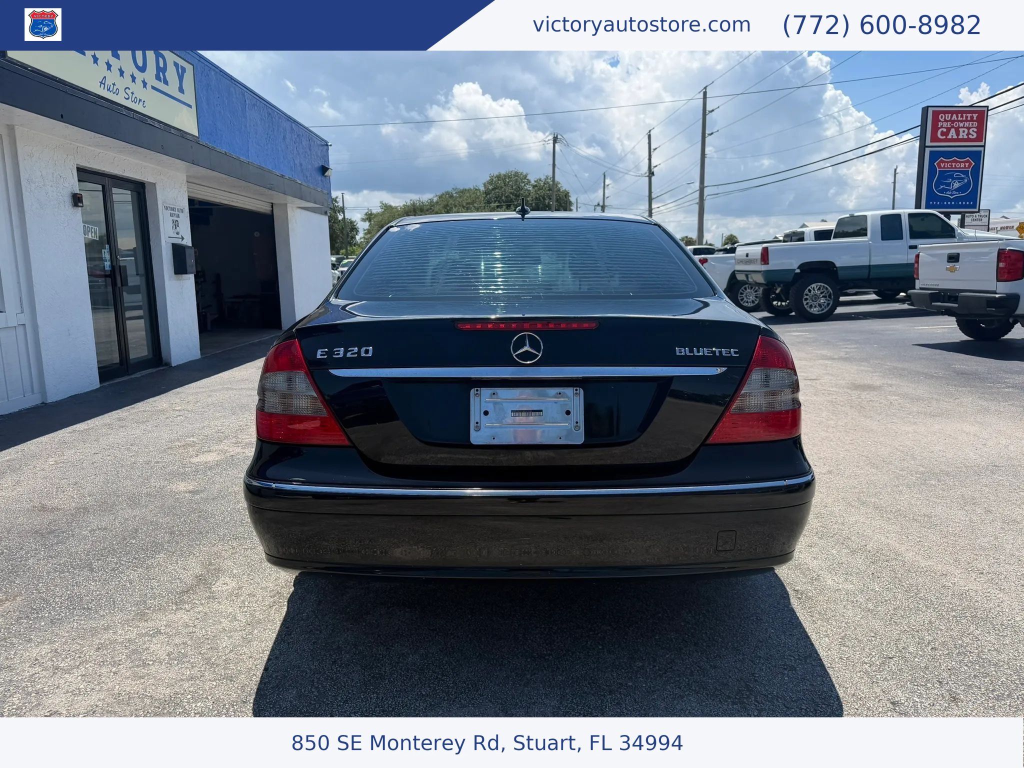 Used 2009 Mercedes-Benz E 320 BlueTEC Sedan image 4