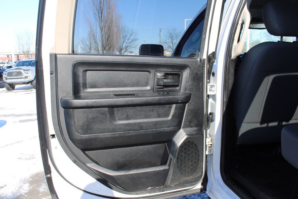 Used 2014 RAM 1500 Express image 24
