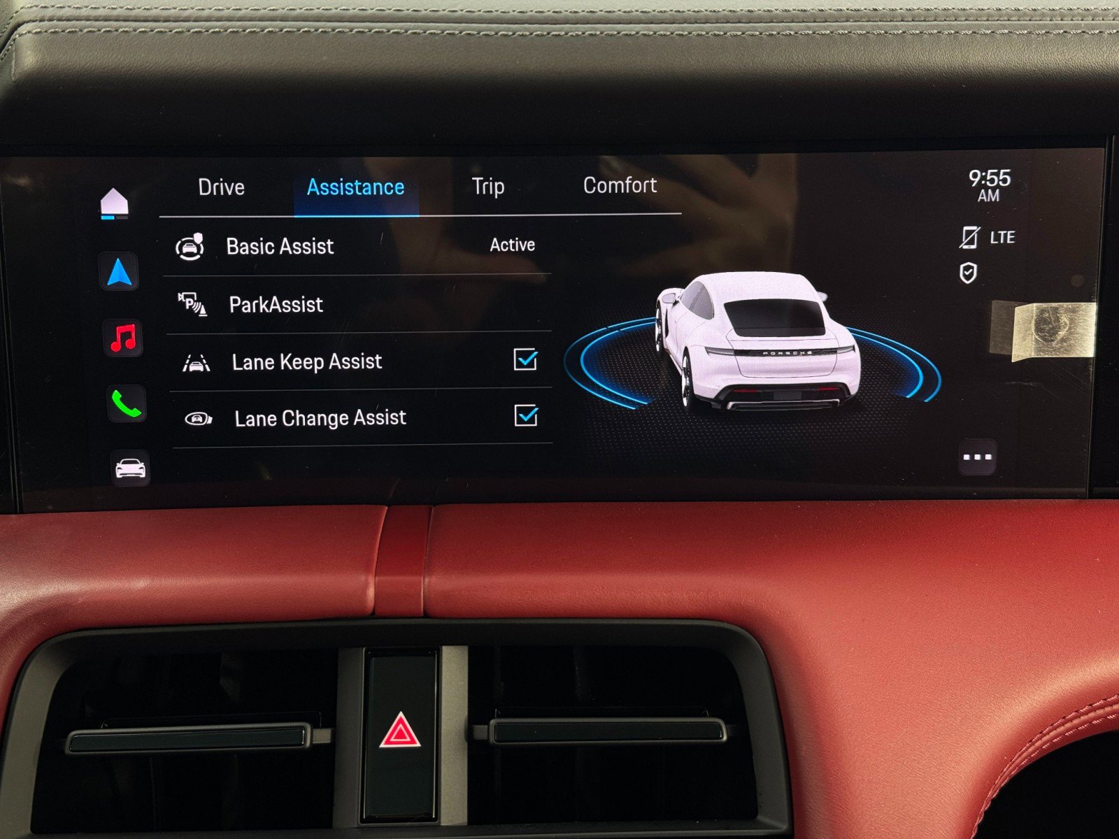 Used 2023 Porsche Taycan w/ Premium Package image 30