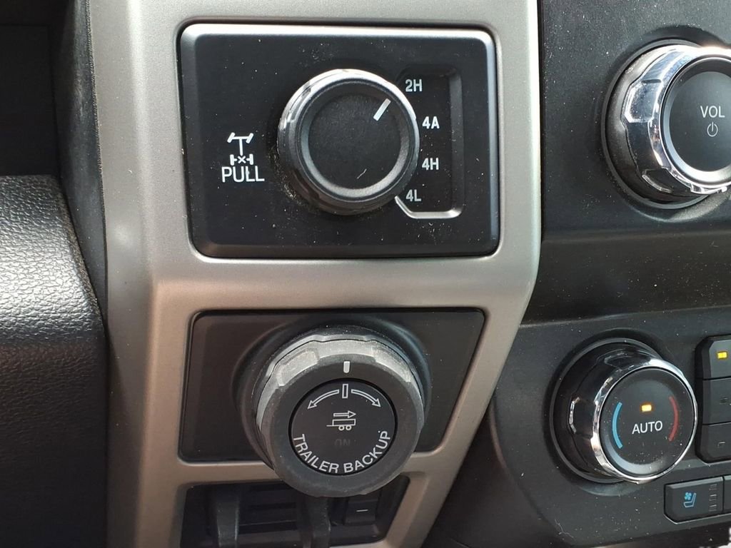 Used 2020 Ford F150 Lariat AWD/4WD image 16