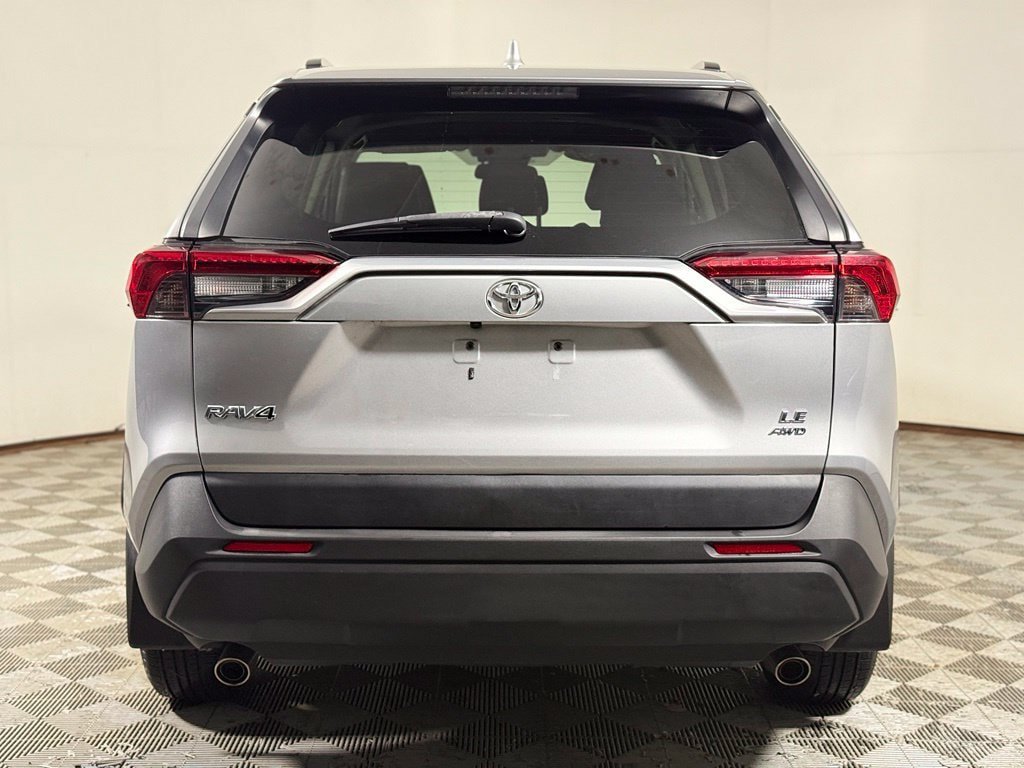 Used 2019 Toyota RAV4 LE w/ All Weather Liner Package AWD/4WD image 5