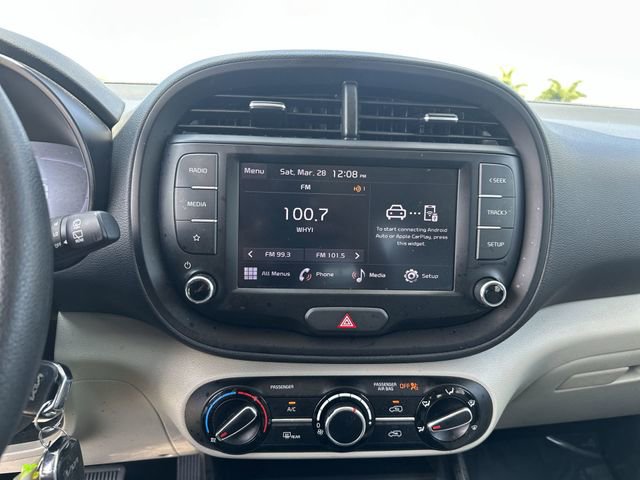 Used 2023 Kia Soul LX image 25