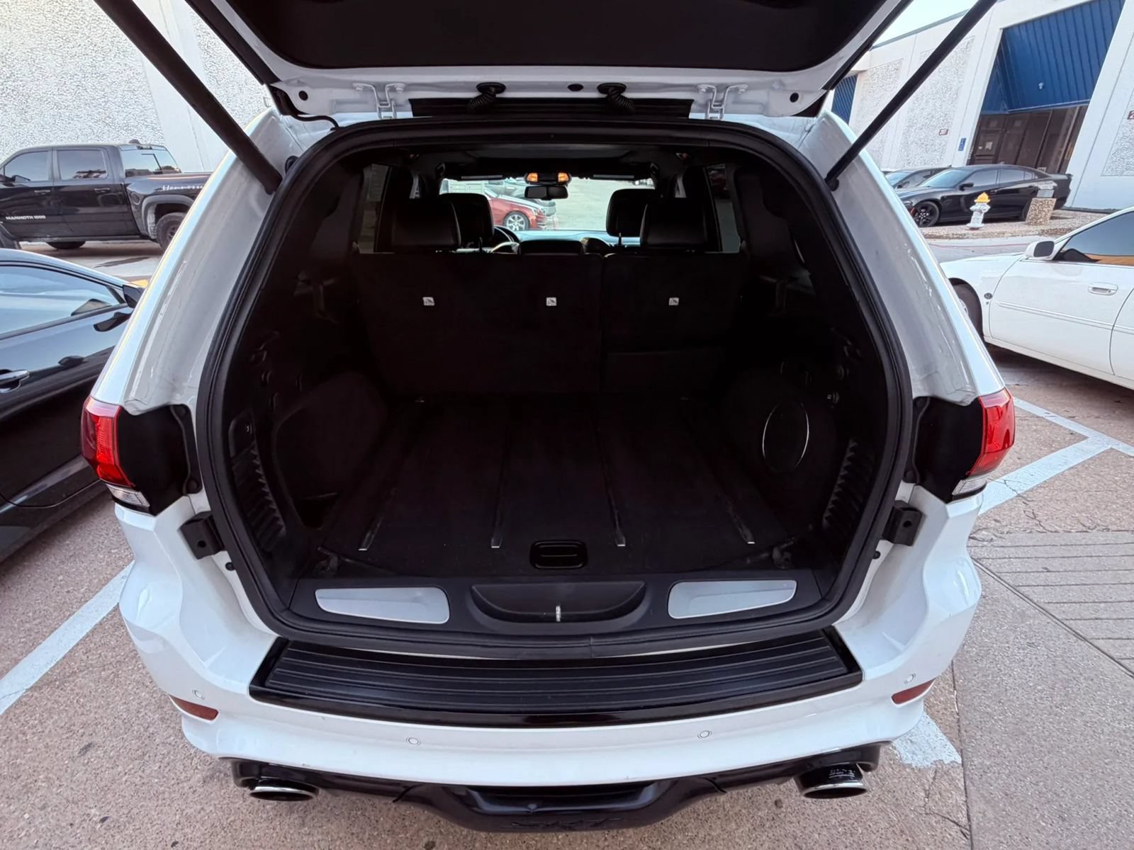 Used 2015 Jeep Grand Cherokee SRT w/ Trailer Tow Group IV AWD/4WD image 20