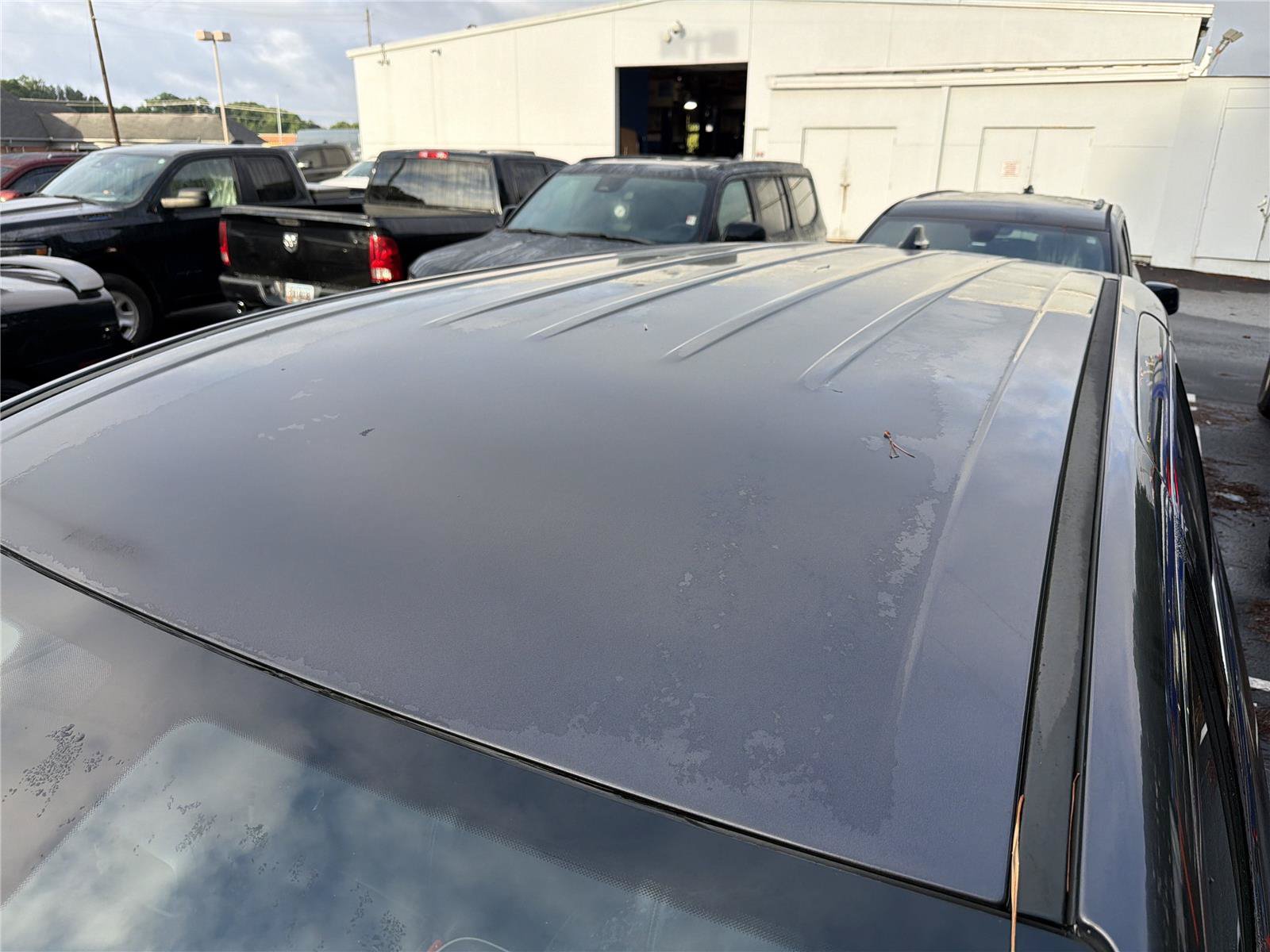 Used 2023 Chrysler Pacifica Touring-L FWD image 6
