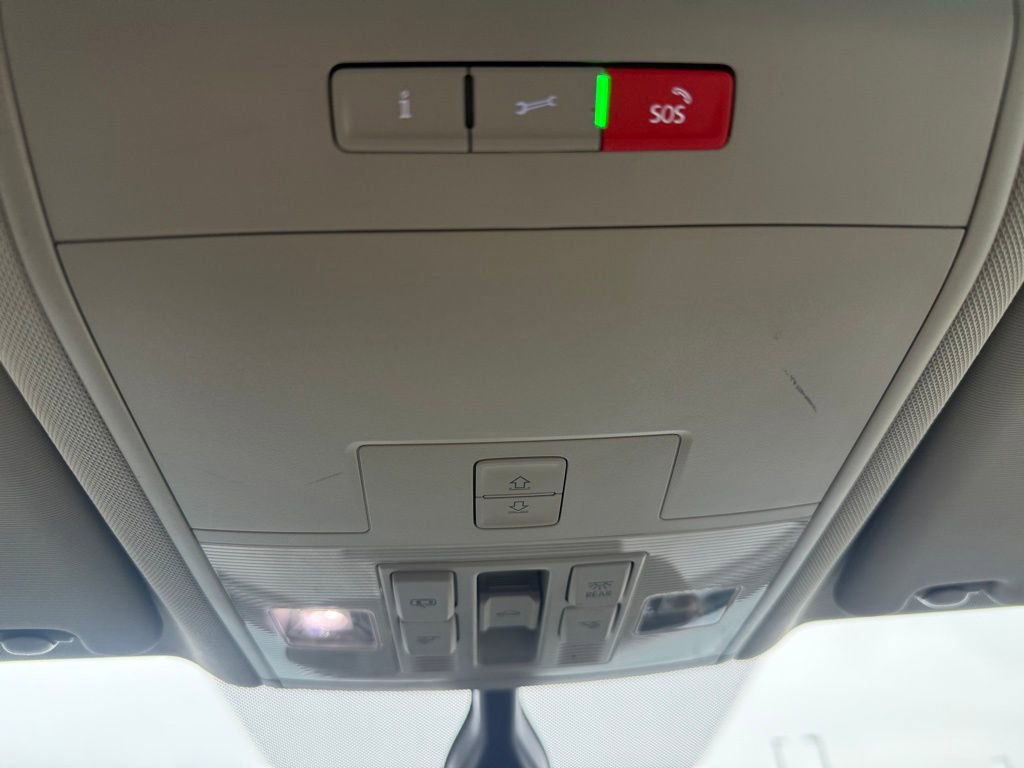 Used 2023 Volkswagen Atlas SE image 35