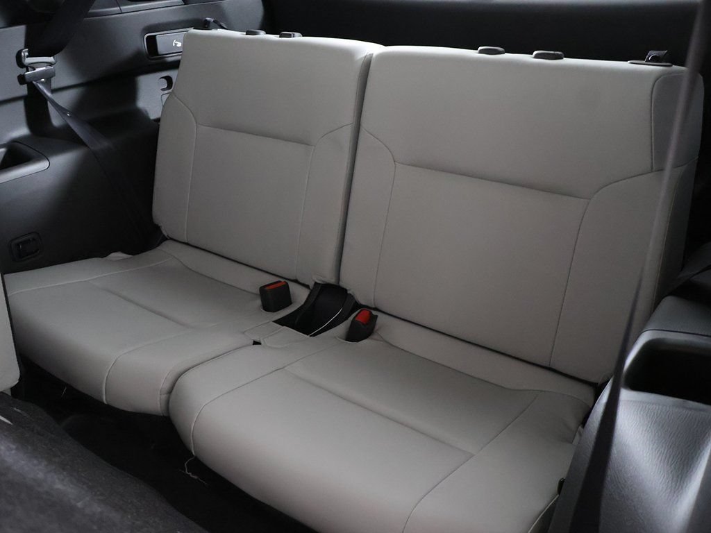 New 2025 Mitsubishi Outlander SE AWD/4WD image 33