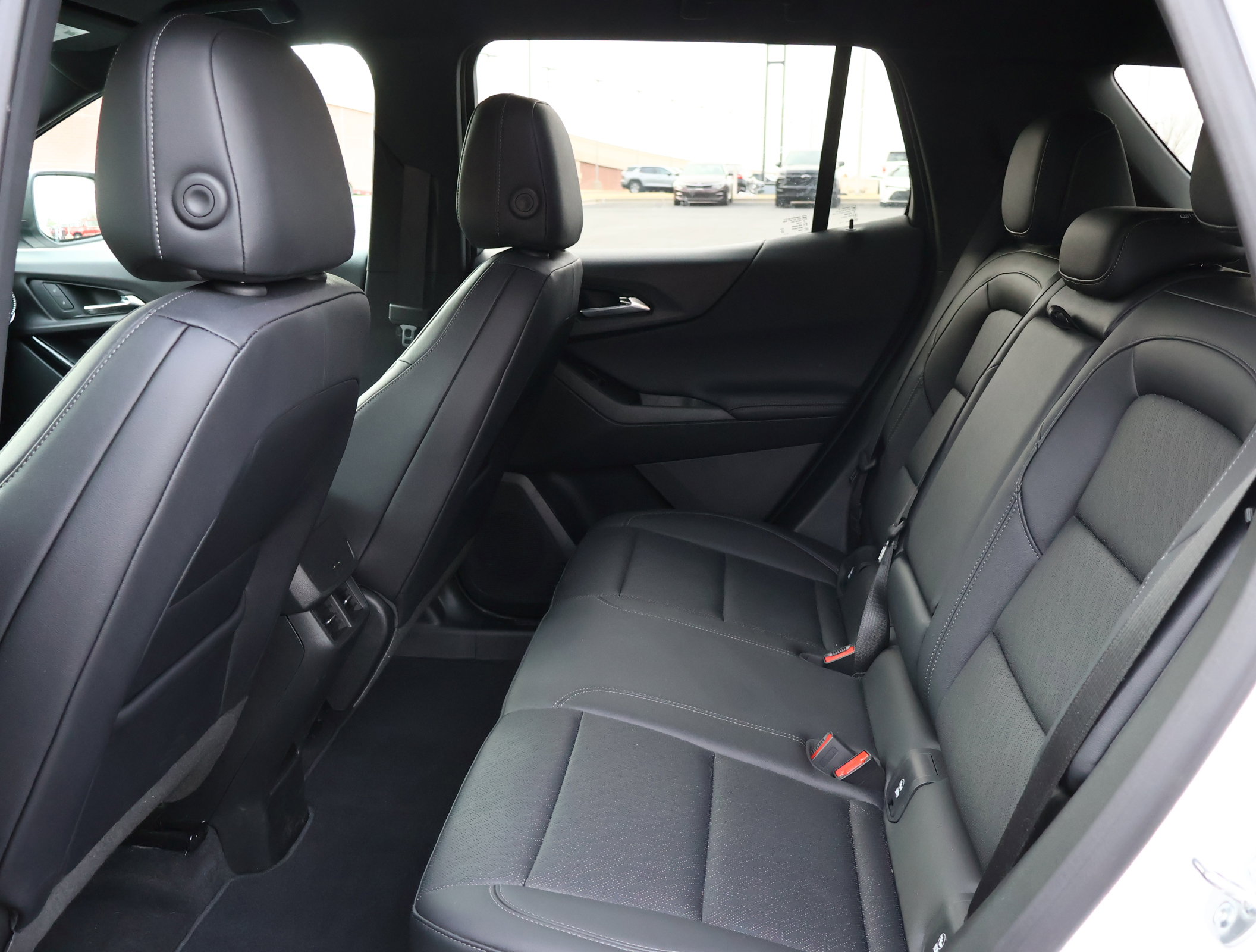 New 2026 Chevrolet Equinox LT w/ Convenience Package II image 20