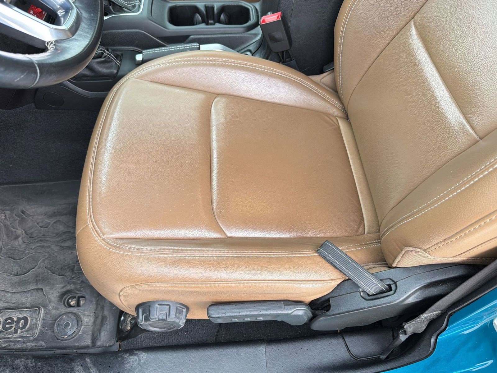Used 2020 Jeep Wrangler Unlimited Rubicon AWD/4WD image 12