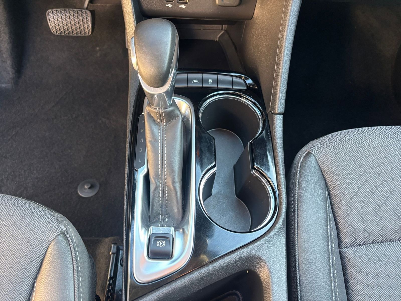 Used 2025 Buick Encore GX Preferred image 41