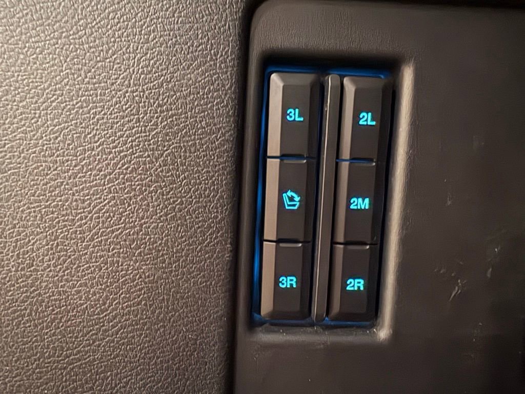 Used 2024 Ford Expedition XLT image 15