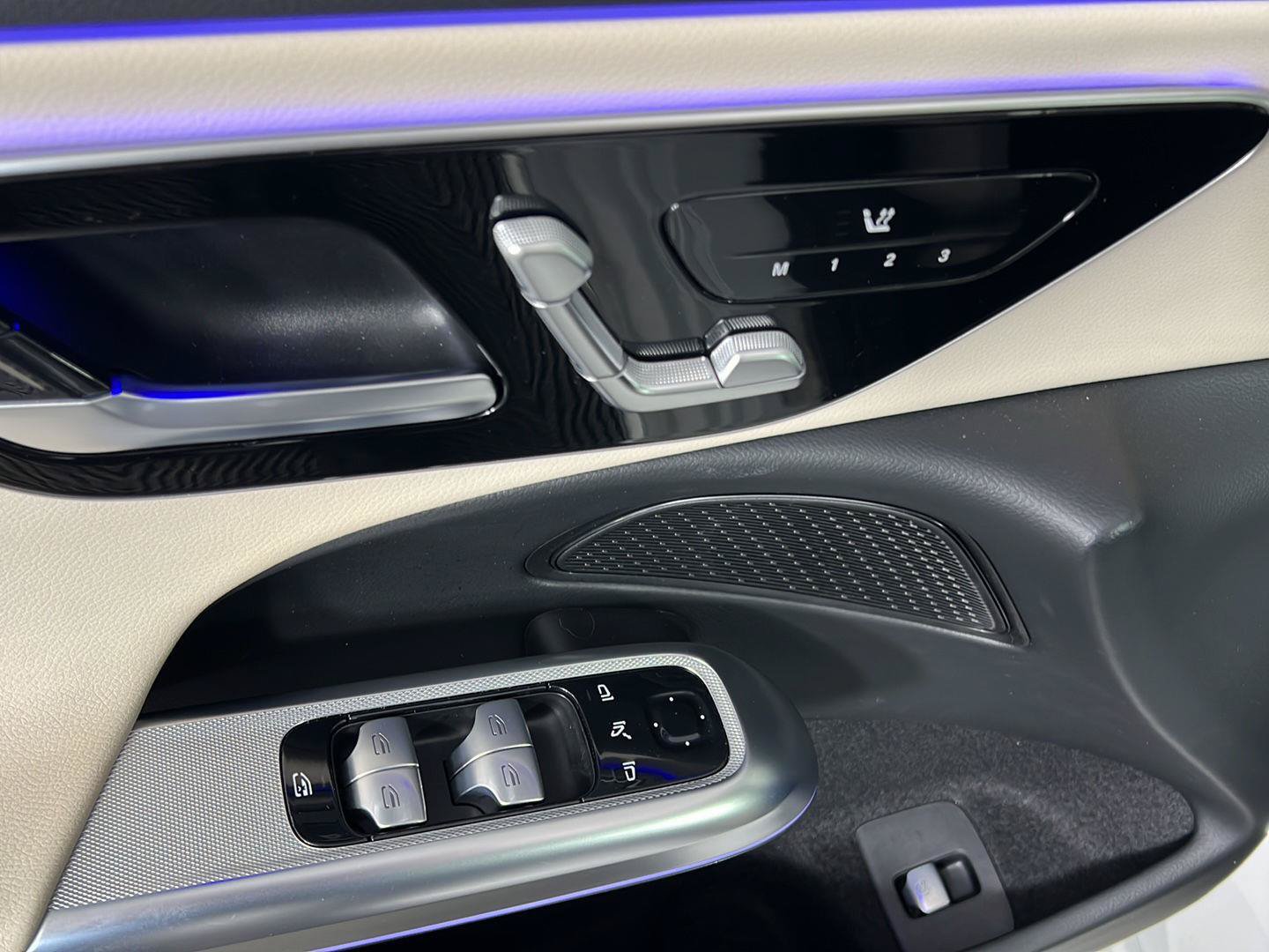 Certified 2024 Mercedes-Benz E 350 4MATIC Sedan image 5