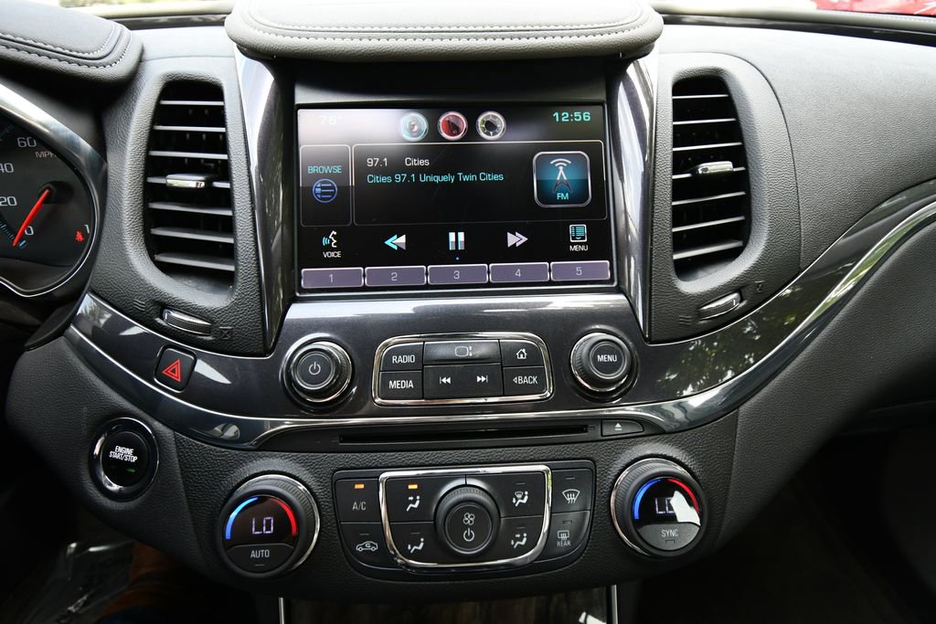 Used 2015 Chevrolet Impala LTZ FWD image 26