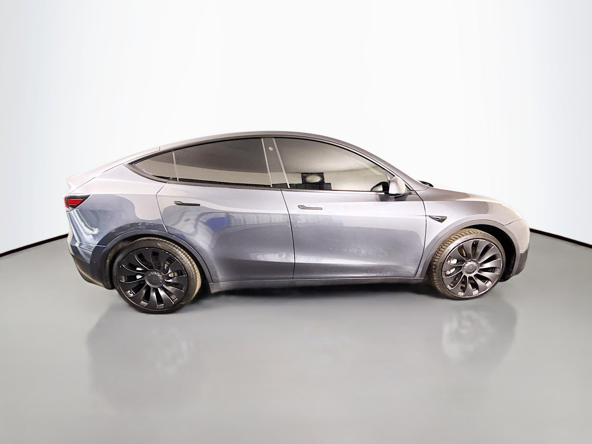 Used 2021 Tesla Model Y Long Range image 33