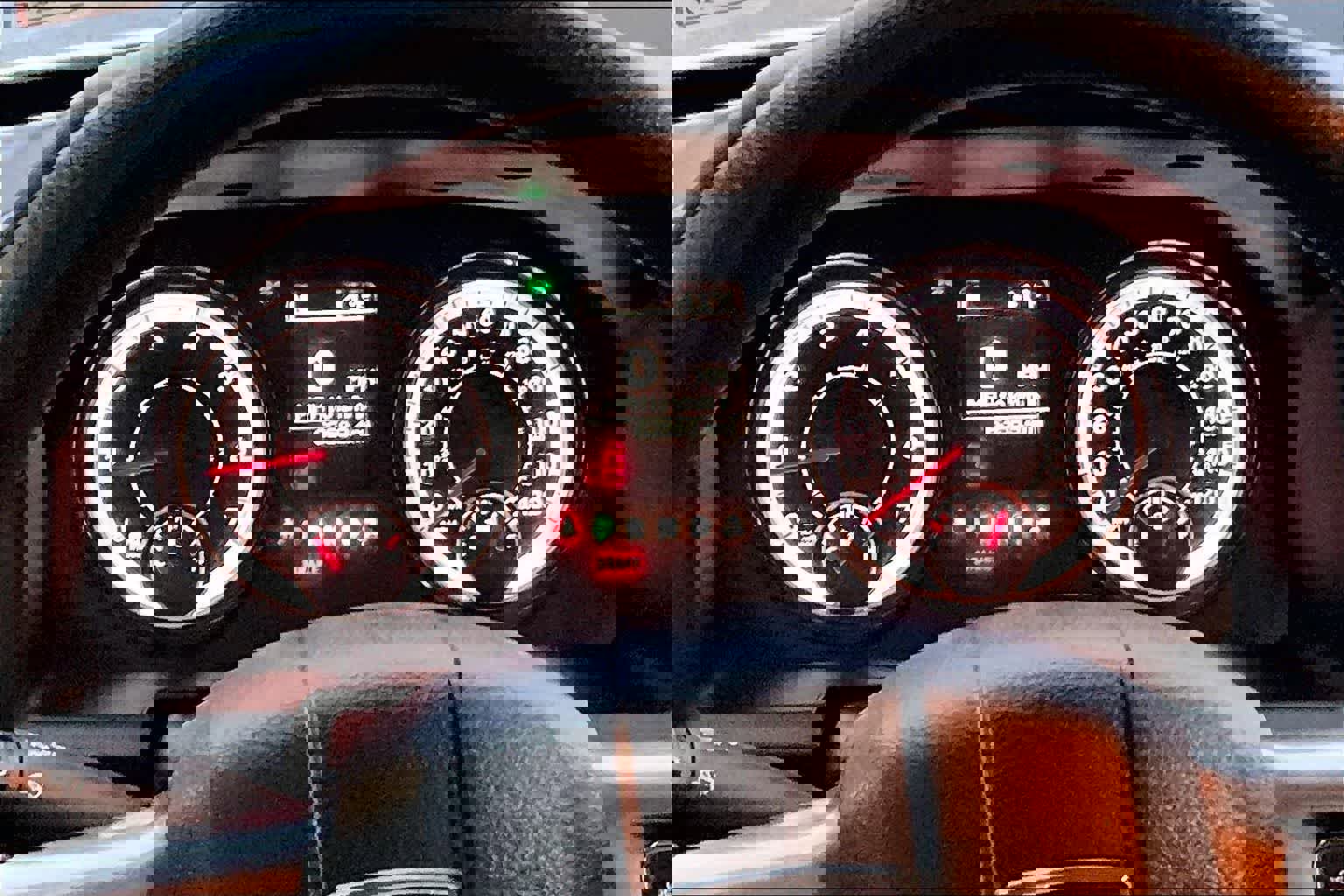 Used 2021 RAM 1500 Classic SLT image 18