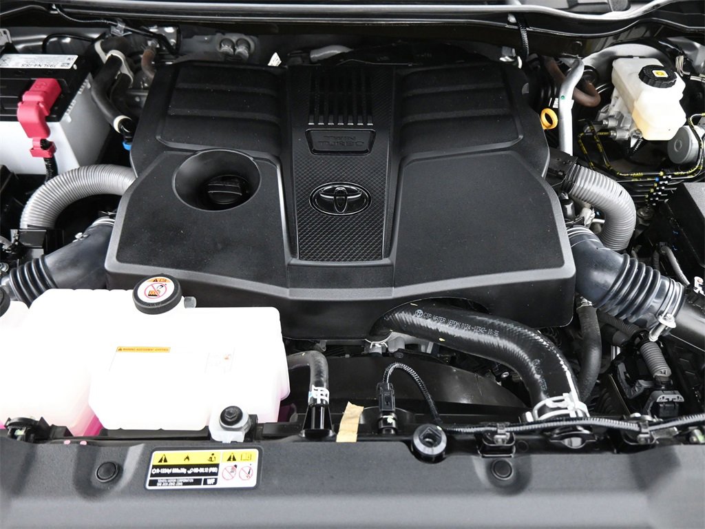 Used 2024 Toyota Tundra Platinum image 23