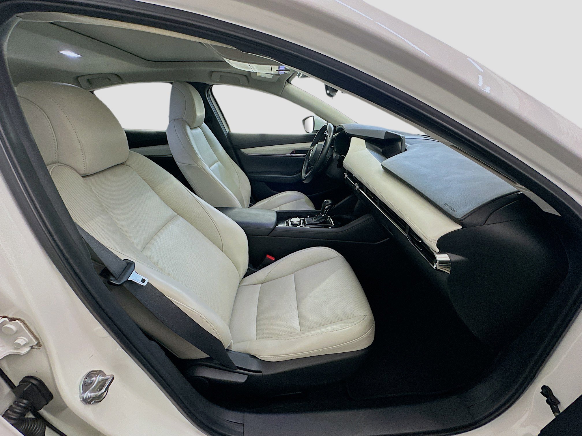 Used 2020 MAZDA MAZDA3 AWD Sedan w/ Premium Package image 33