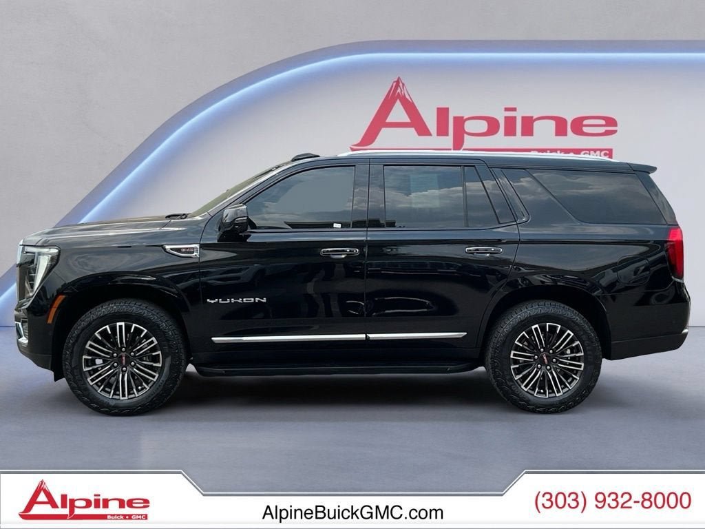 Used 2025 GMC Yukon Elevation AWD/4WD image 2