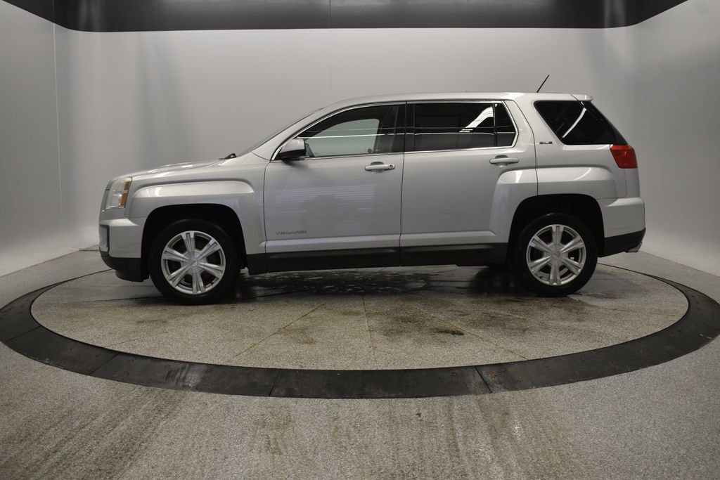Used 2017 GMC Terrain SLE image 3