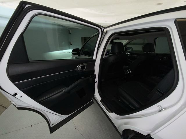 Used 2021 Kia Sorento SX AWD/4WD image 23