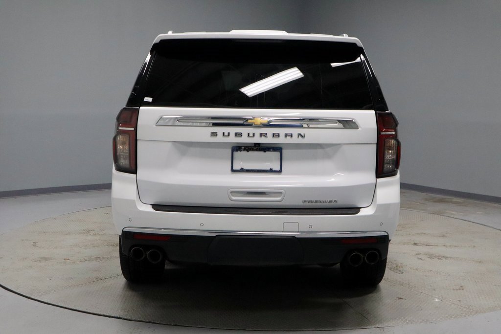 Used 2023 Chevrolet Suburban Premier image 10