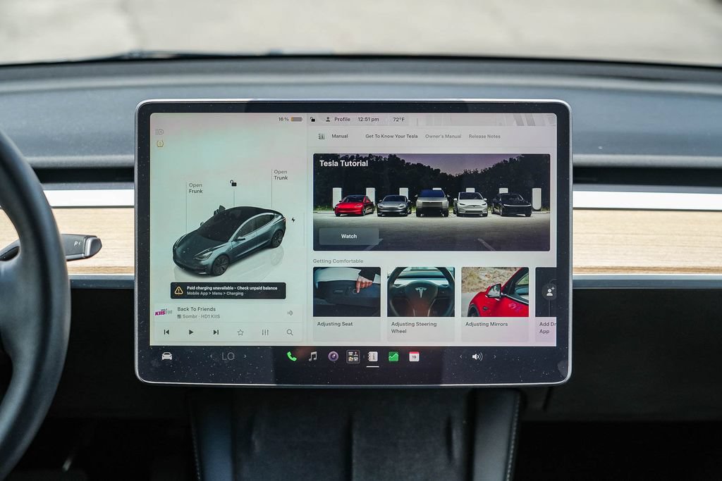 Used 2022 Tesla Model 3 Long Range AWD/4WD image 16