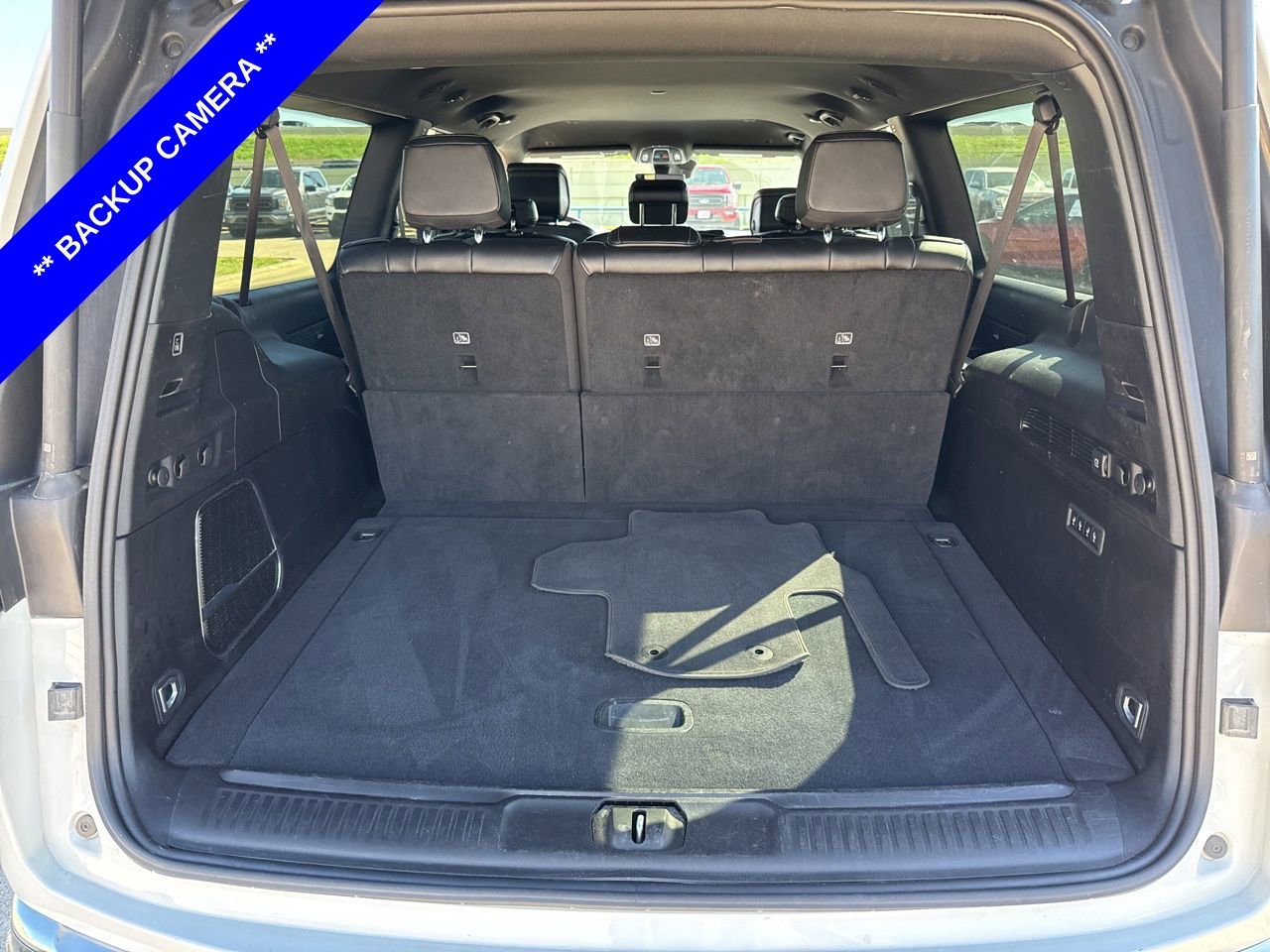 Used 2024 Jeep Wagoneer L Series II w/ Flexible Seating Group image 10