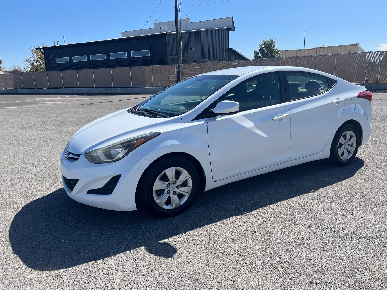 Used 2015 Hyundai Elantra SE FWD image 7