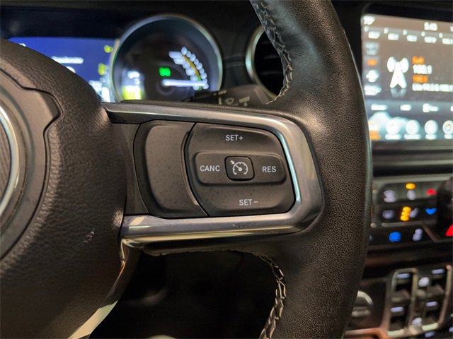 Used 2023 Jeep Wrangler Unlimited Sahara w/ Cold Weather Group image 15