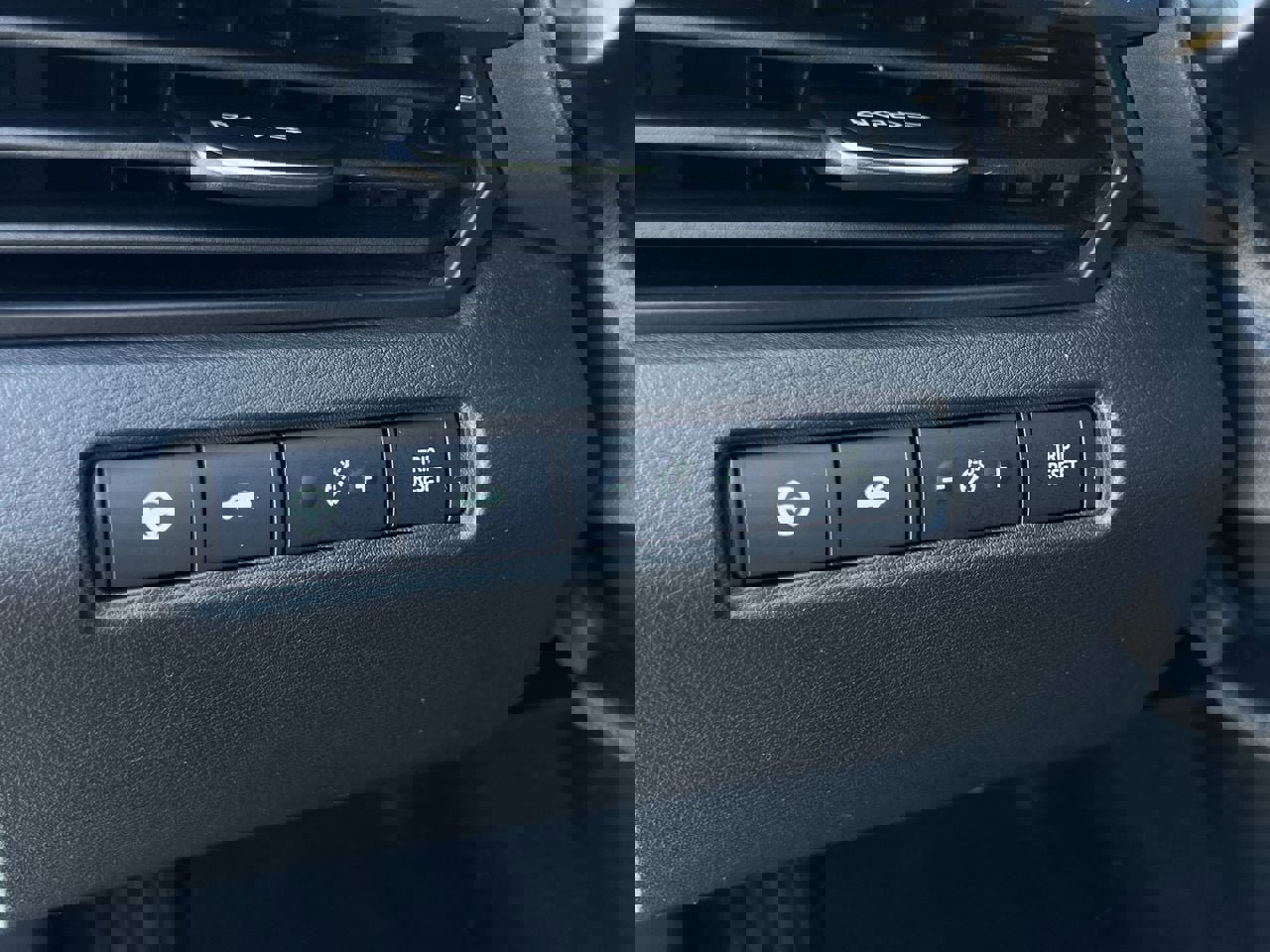 Certified 2023 Nissan Altima 2.0 SR image 13