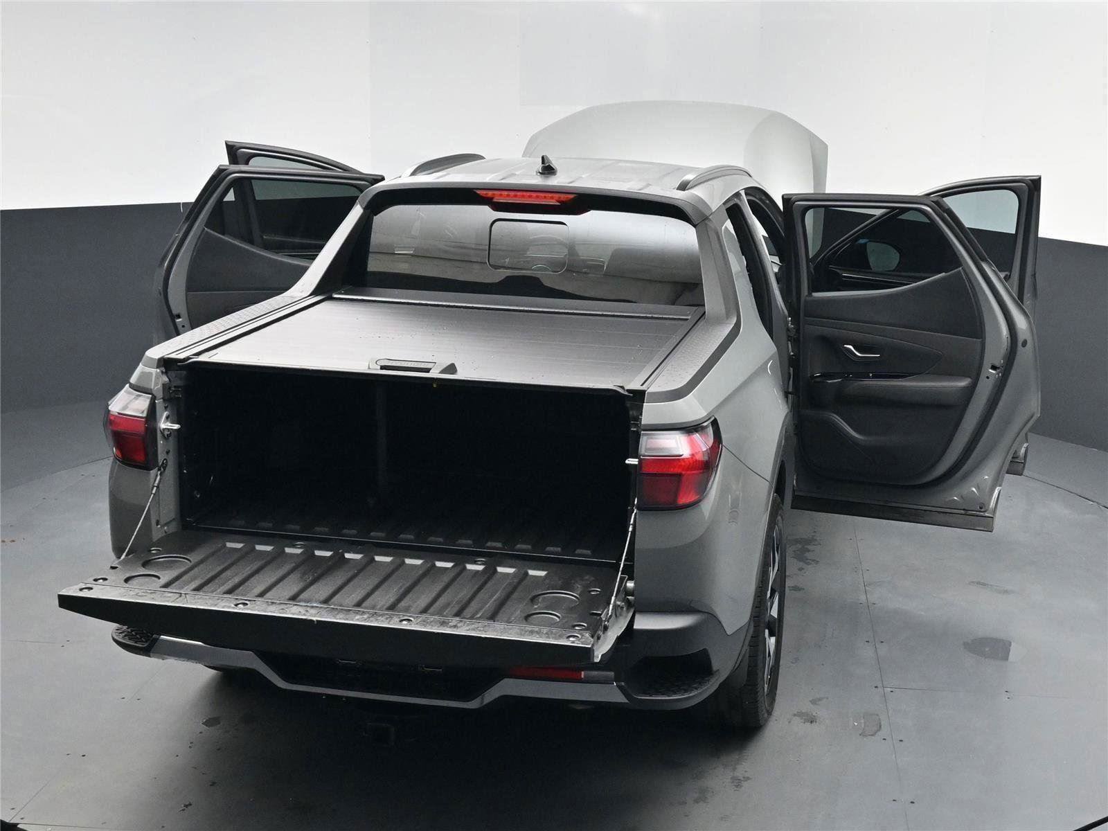 Used 2023 Hyundai Santa Cruz Limited image 16