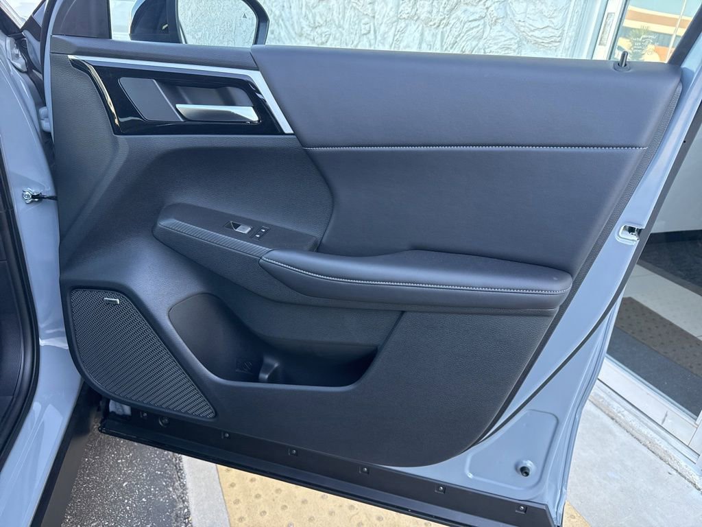 New 2026 Mitsubishi Outlander AWD image 36