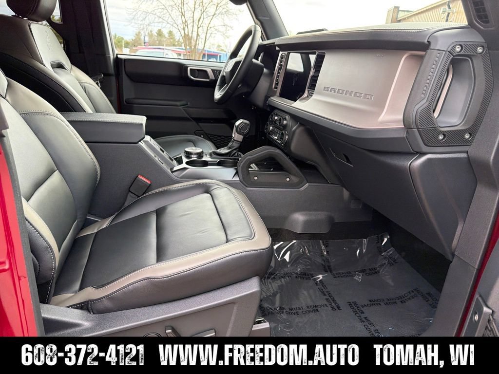 New 2026 Ford Bronco Outer Banks w/ Sasquatch Package AWD/4WD image 18