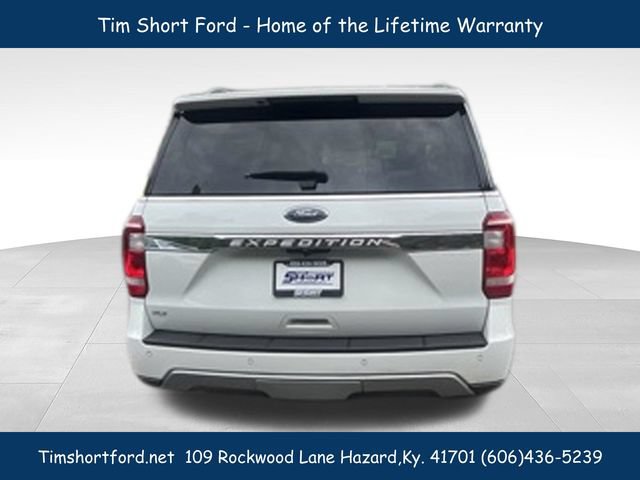 Used 2020 Ford Expedition XLT w/ Equipment Group 202A AWD/4WD image 6