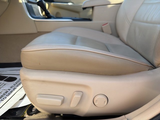 Certified 2017 Toyota Camry XLE image 17