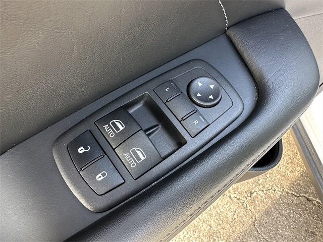 Used 2023 Dodge Challenger R/T Scat Pack w/ T/A Package image 31