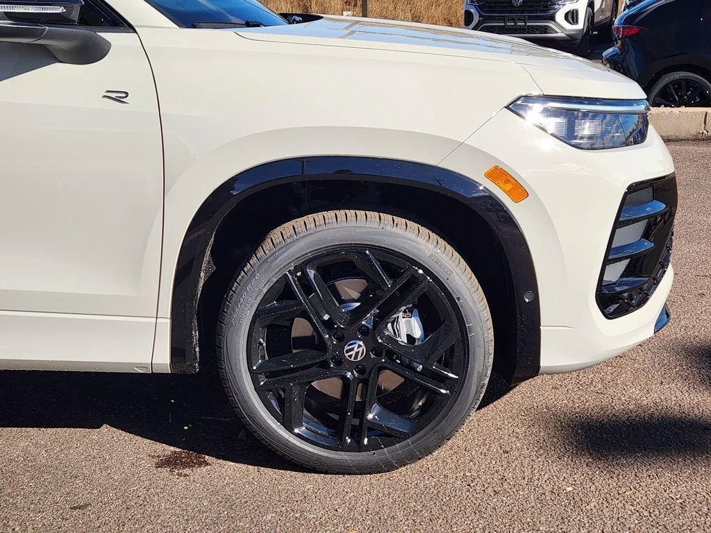 New 2026 Volkswagen Tiguan SE R-Line image 29