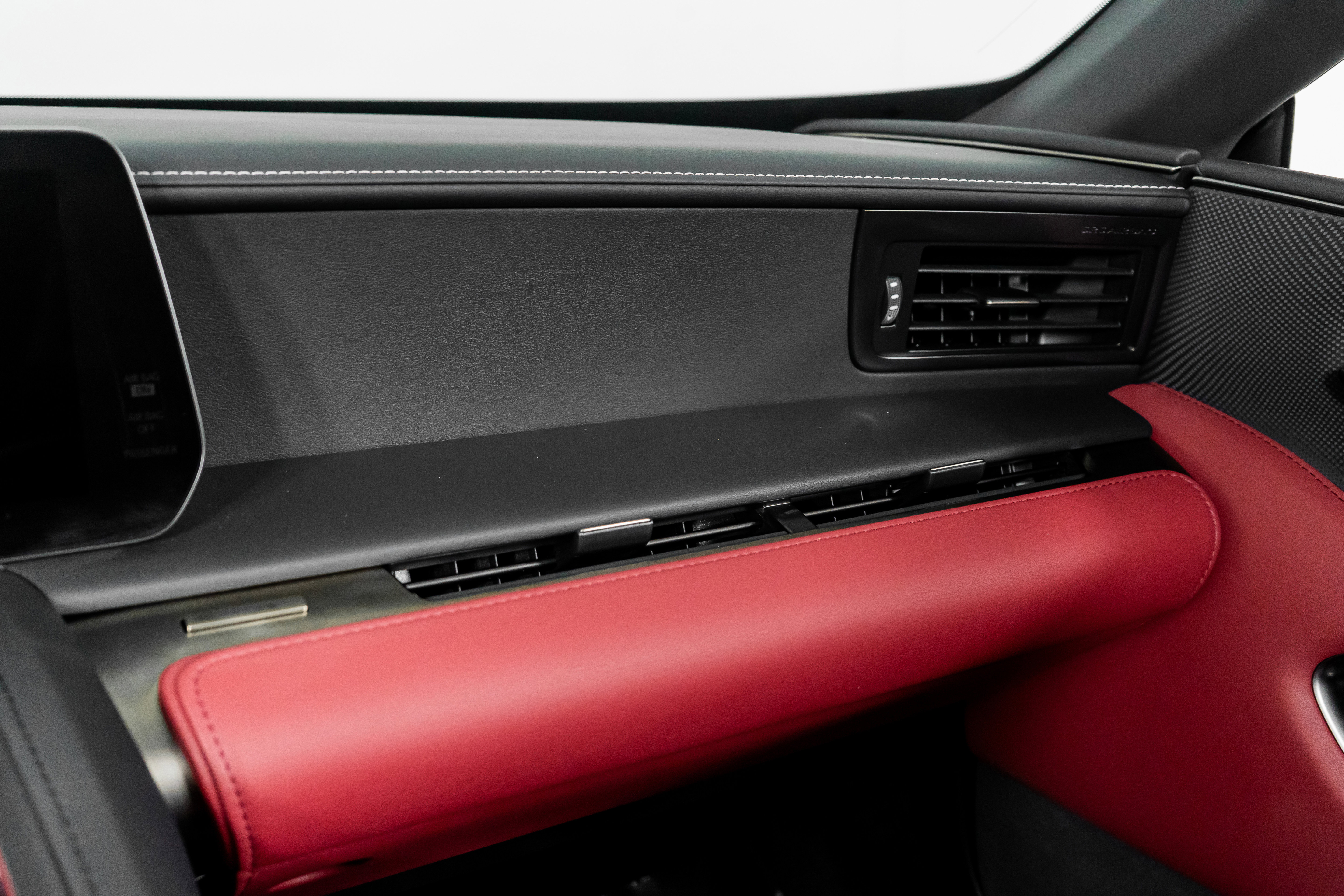 Used 2024 Lexus LC 500 Convertible image 42