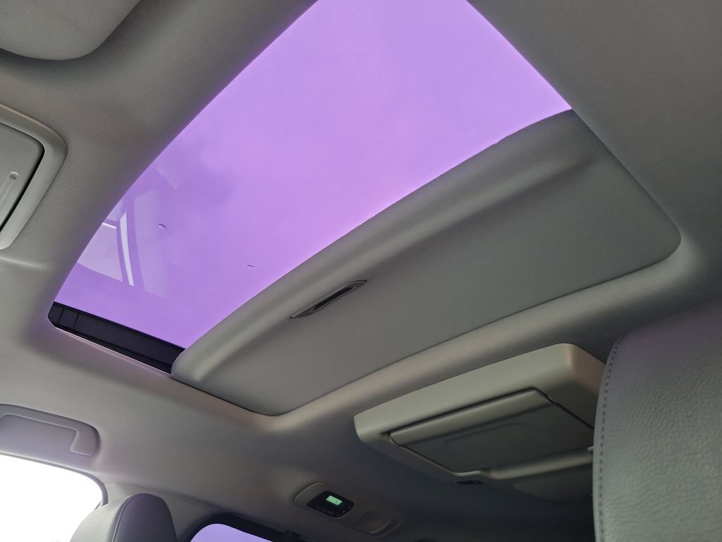 Used 2018 Honda Odyssey Elite image 19
