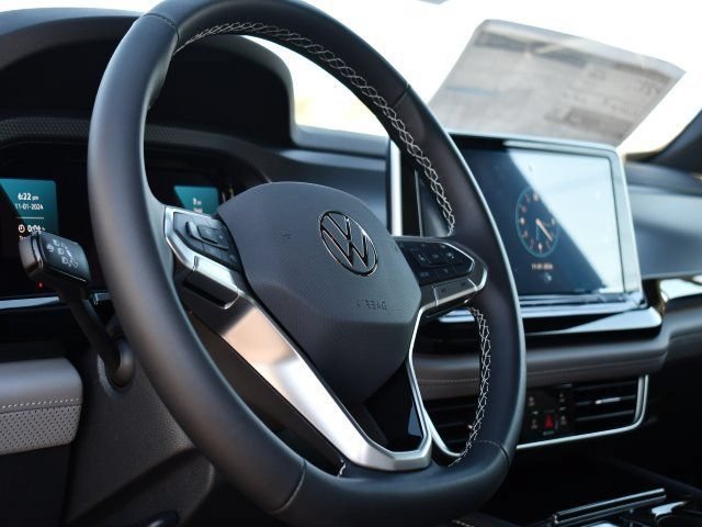 New 2025 Volkswagen Atlas Cross Sport SEL AWD/4WD image 10