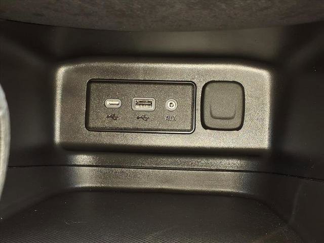Used 2024 Chevrolet Equinox LT w/ LPO, Floor Liner Package image 24