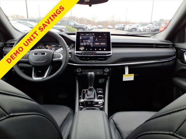 New 2026 Jeep Compass Latitude image 6