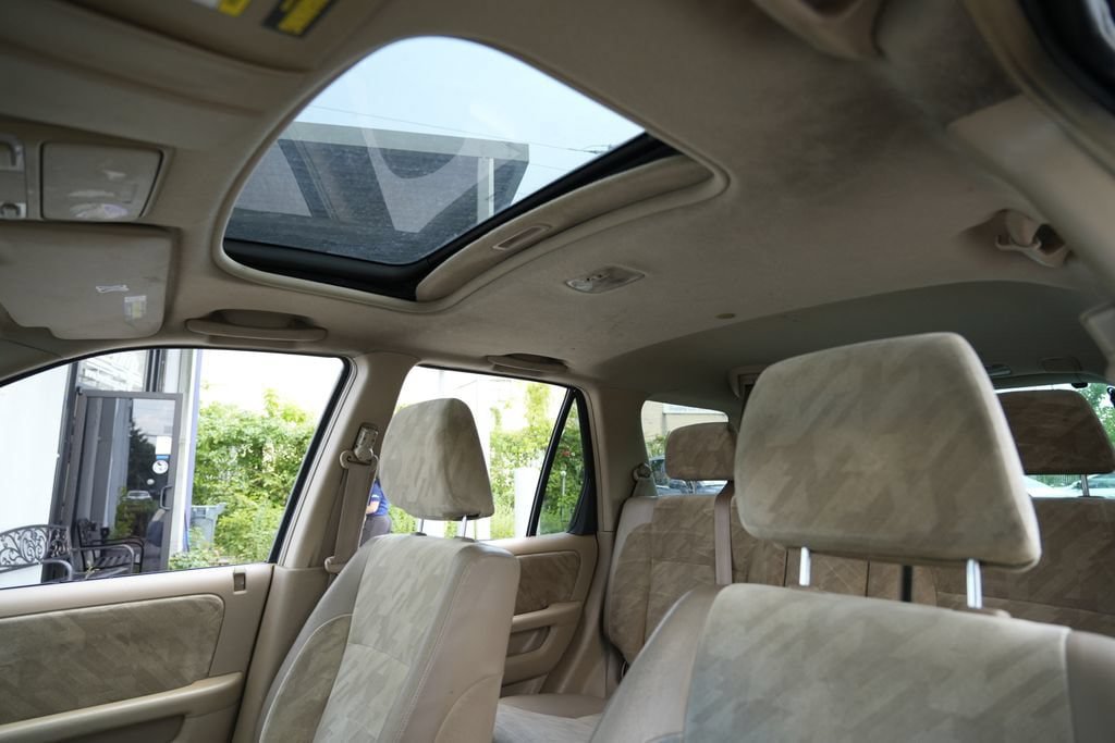 Used 2004 Honda CR-V EX image 23