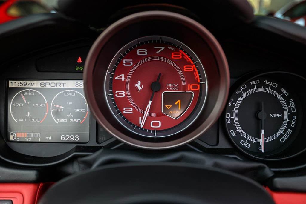 Used 2010 Ferrari California image 33