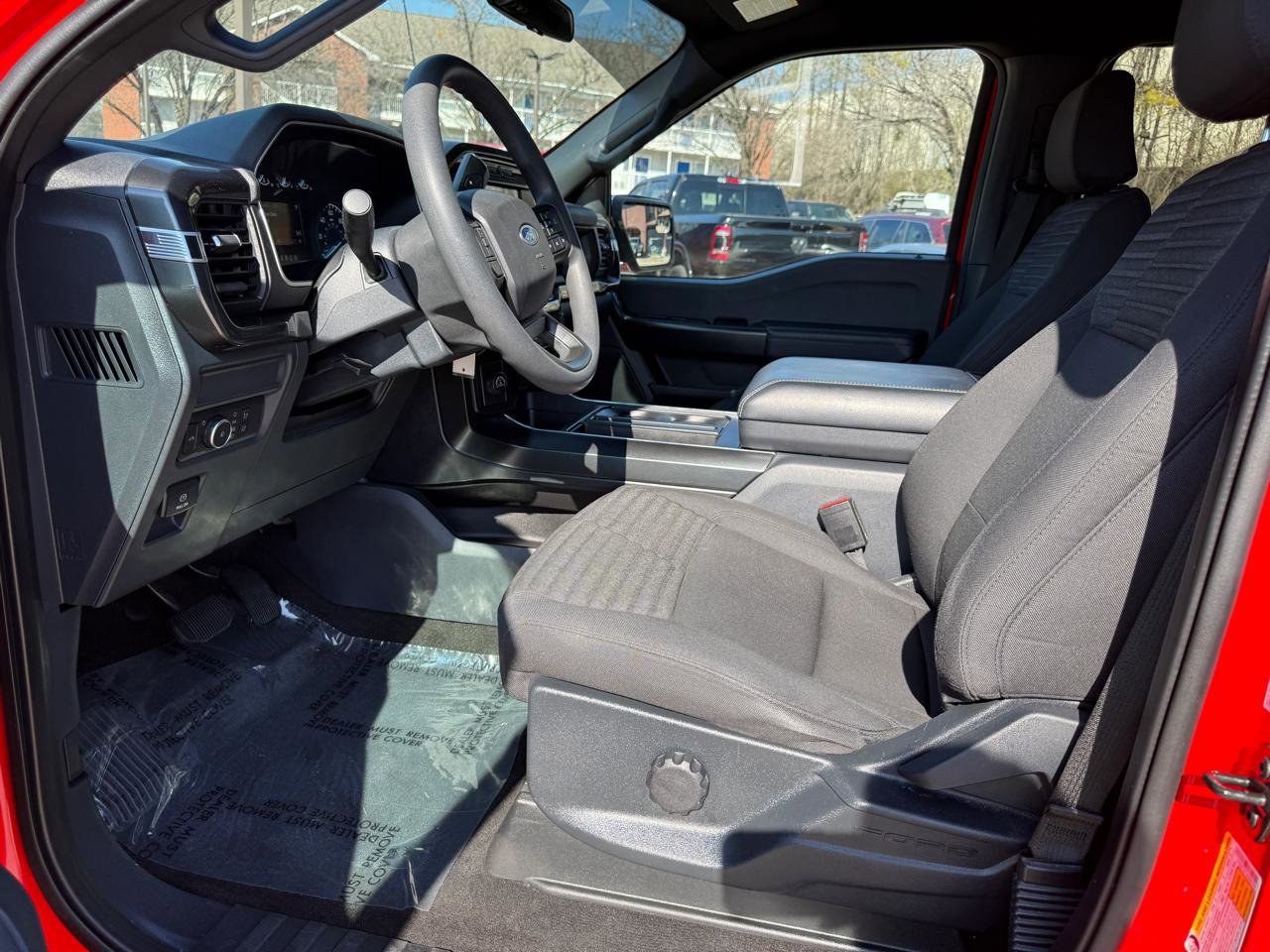 Used 2022 Ford F150 XL w/ STX Appearance Package RWD image 9