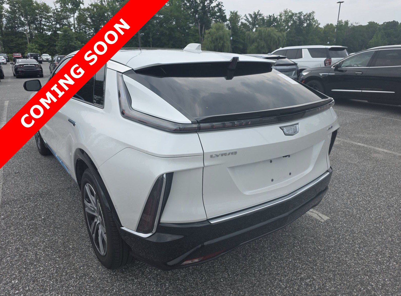Used 2024 Cadillac Lyriq Luxury RWD image 5
