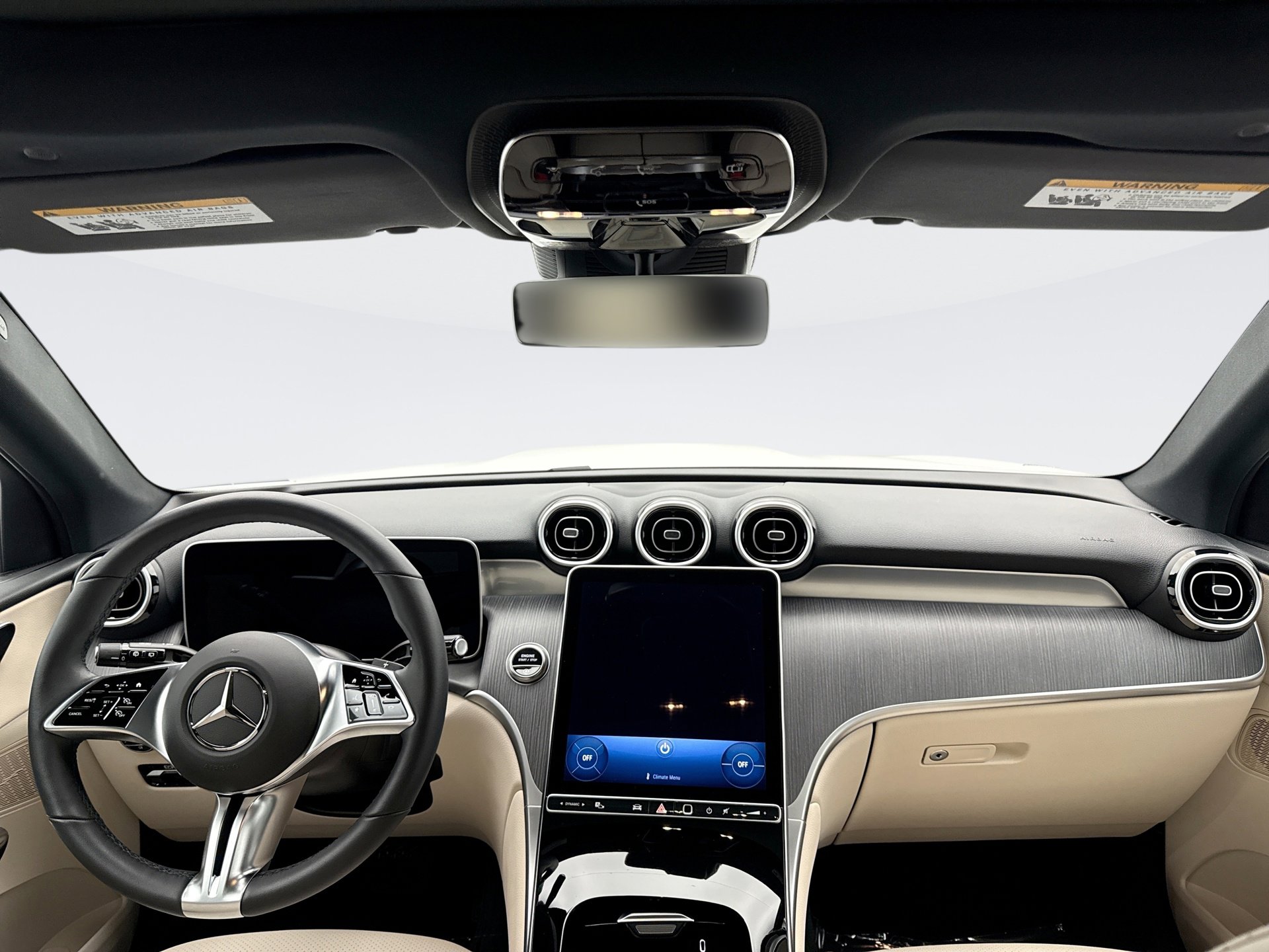 Used 2025 Mercedes-Benz GLC 300 4MATIC image 14