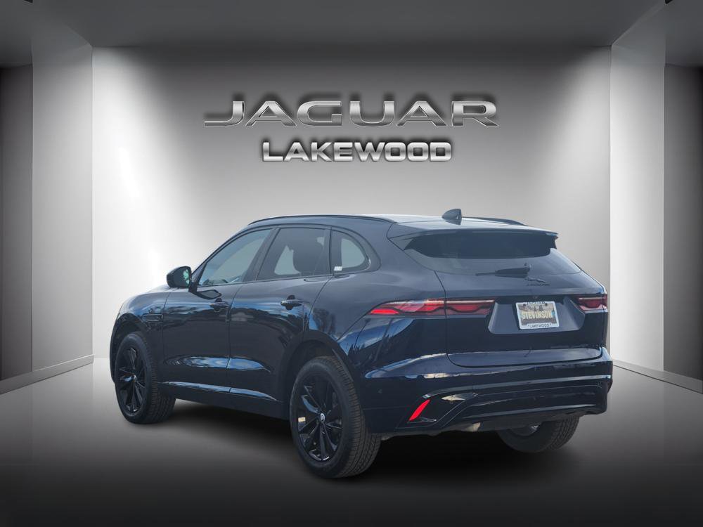 Used 2024 Jaguar F-PACE R-Dynamic S image 3