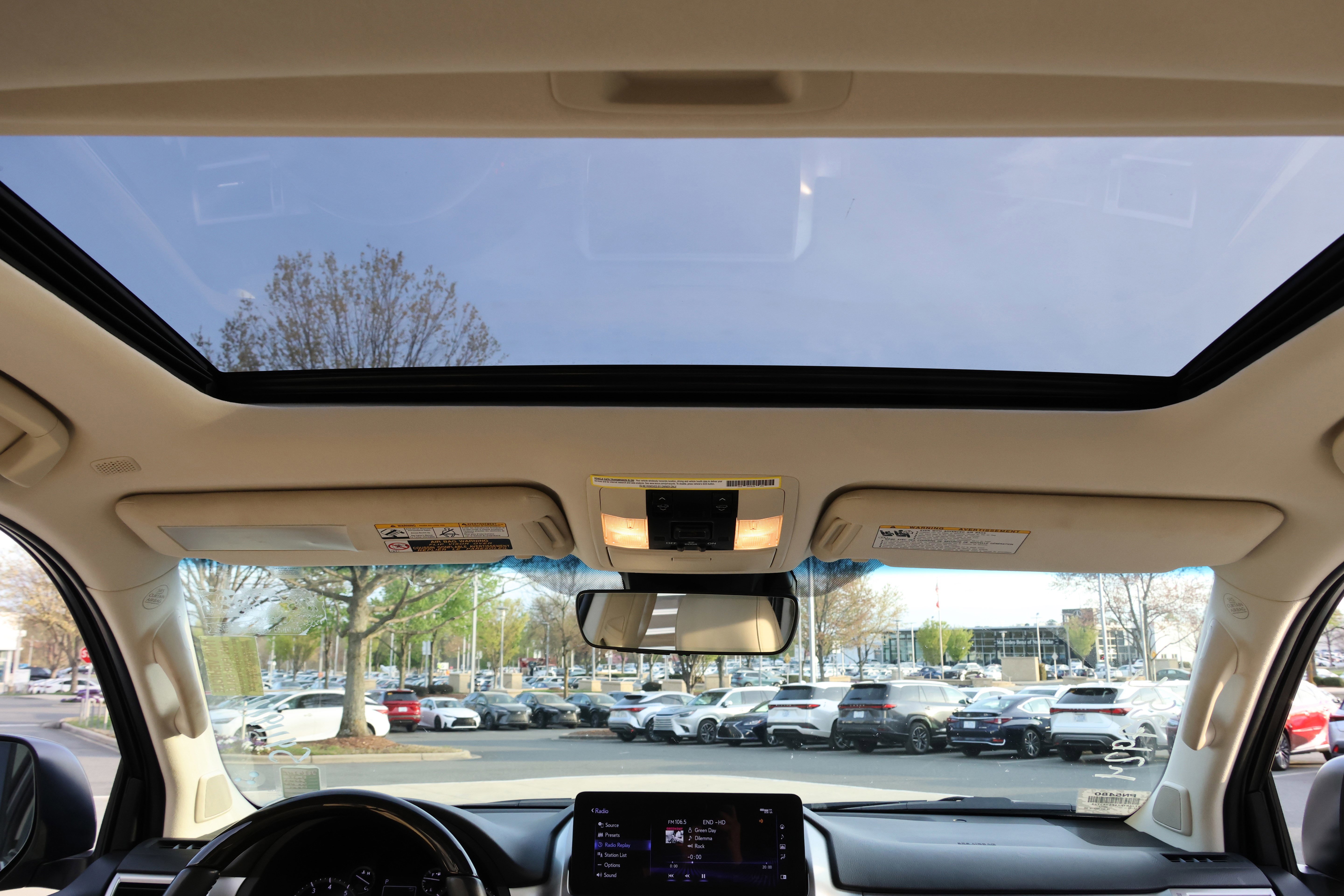 Used 2023 Lexus GX 460 Premium w/ Premium Package AWD/4WD image 32