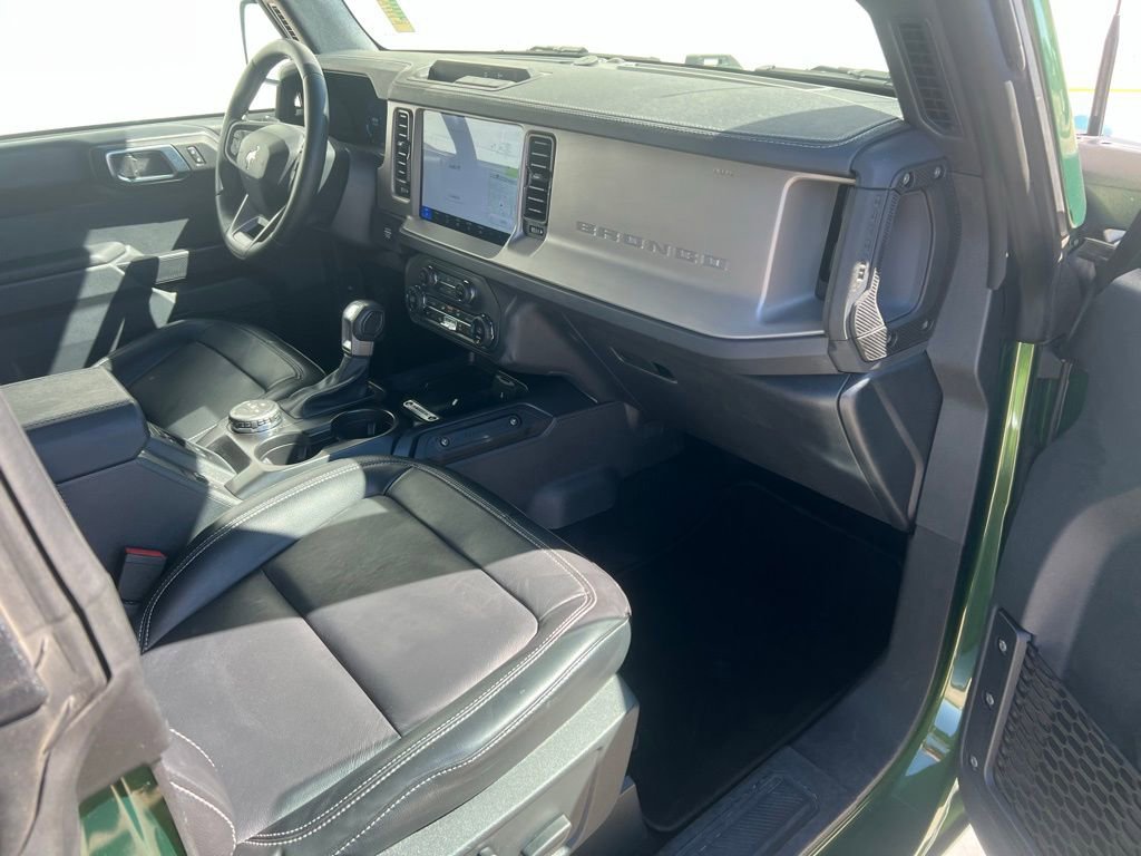 Used 2025 Ford Bronco Outer Banks AWD/4WD image 27