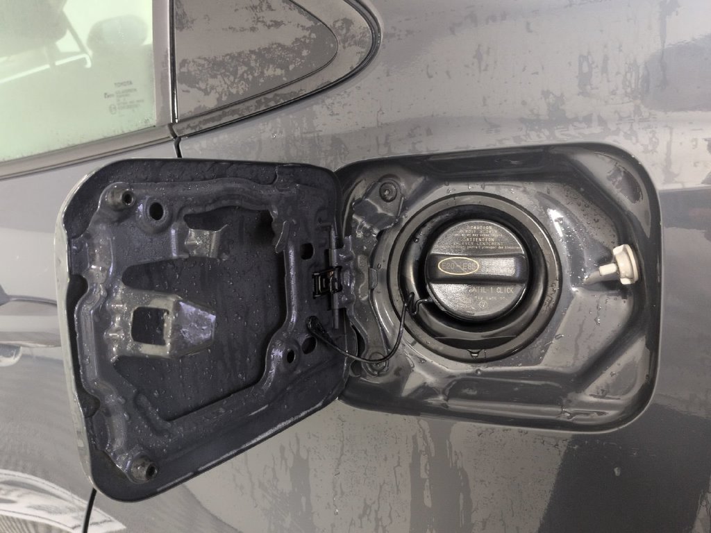 Used 2024 Toyota Corolla LE FWD image 18